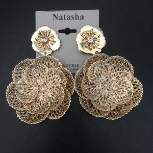 Natasha 3 D Gold Reticulated Flowers Earrings